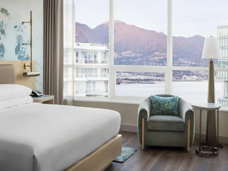 Vancouver Marriott Pinnacle Downtown Hotel image