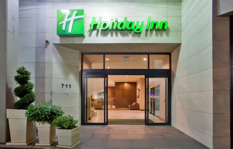 Holiday Inn Vancouver Centre