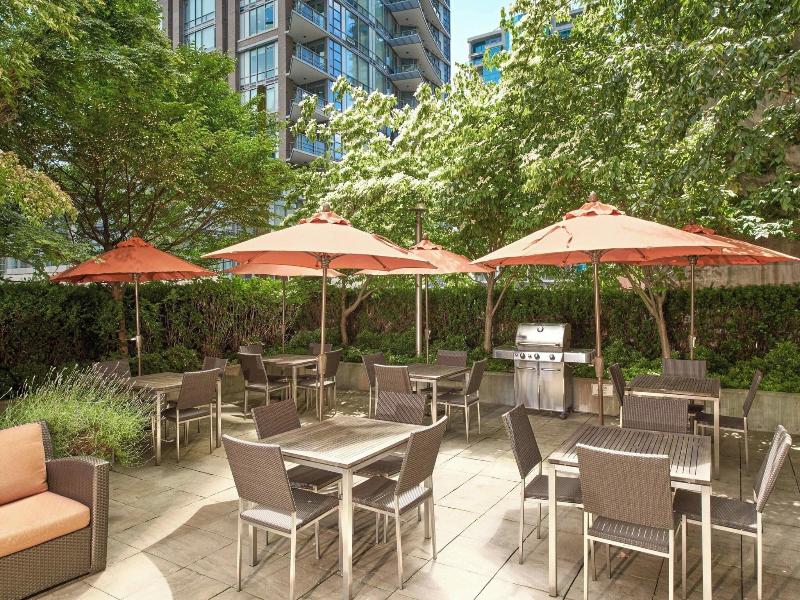 Residence Inn Vancouver Downtown image
