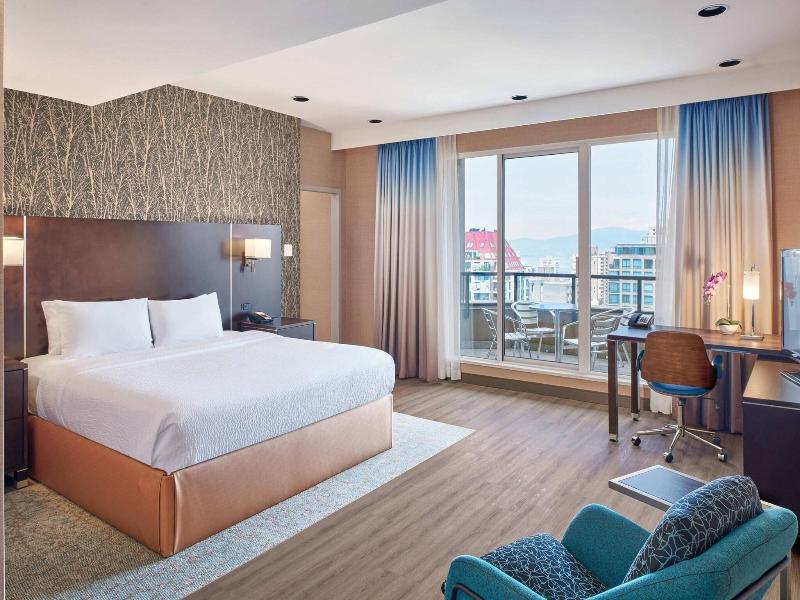 Residence Inn Vancouver Downtown image