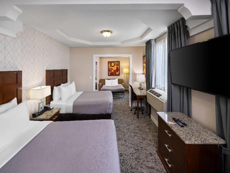 Quality Inn & Suites Downtown Vancouver image