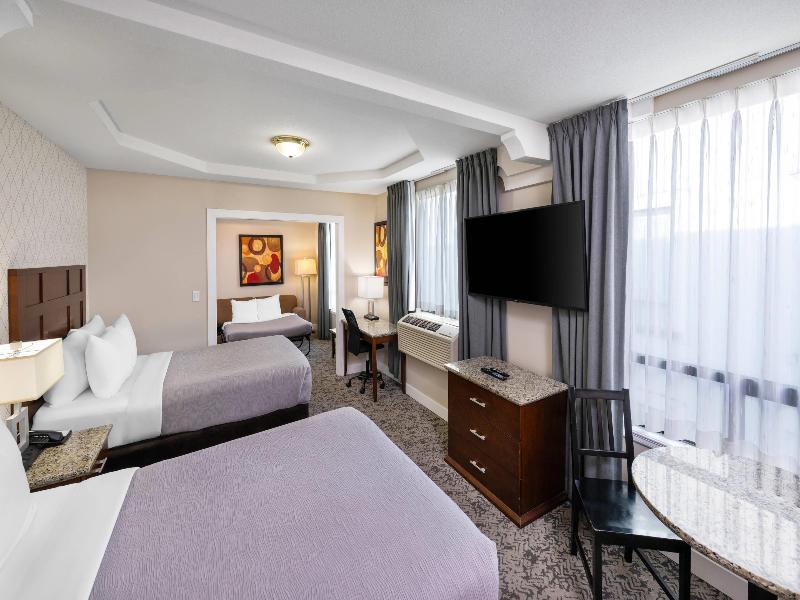 Quality Inn & Suites Downtown Vancouver image