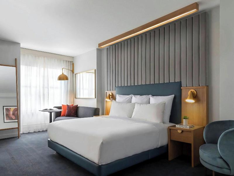 The Rivvy Hotel image
