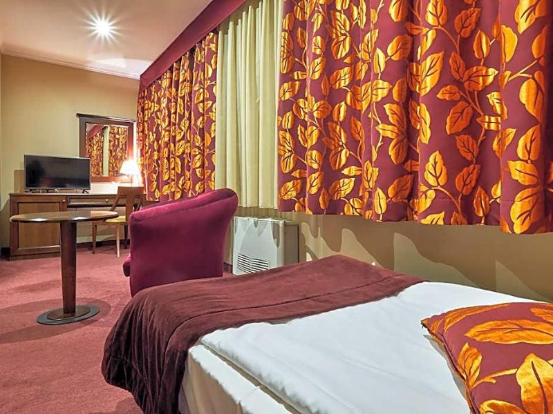 Yantra Grand Hotel -Sharlopov Hotels image