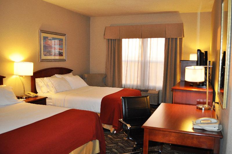 Holiday Inn Express West Sacramento photo 13