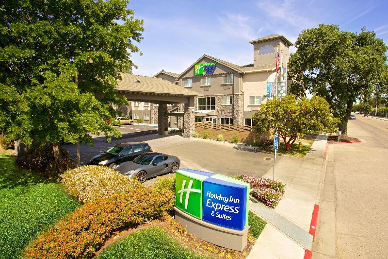 Holiday Inn Express Hotel & Suites Paso Robles