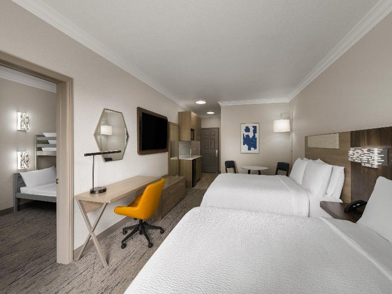 Holiday Inn Express Hotel & Suites Paso Robles  image