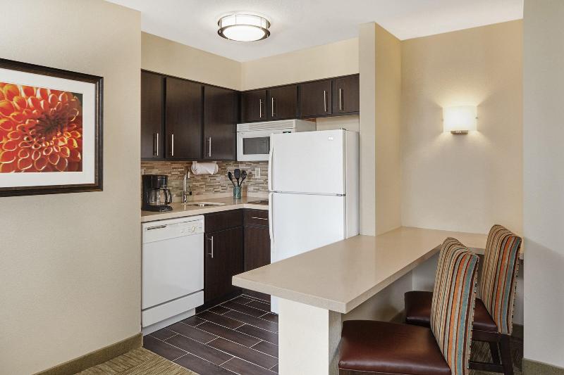 Staybridge Suites Chicago - Lincolnshire By IHG image