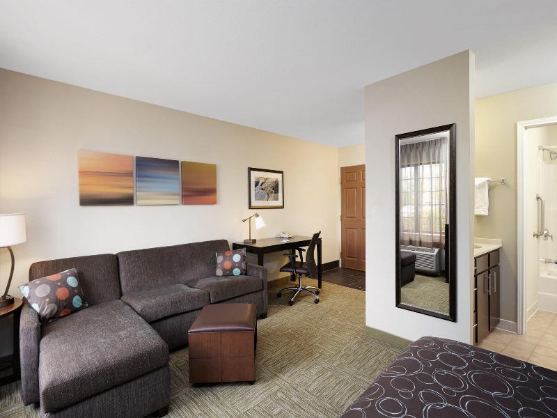 Staybridge Suites Chicago - Lincolnshire By IHG image