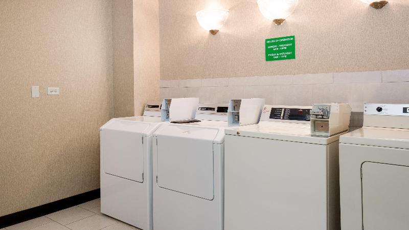 Holiday Inn Chicago-Crystal Lake