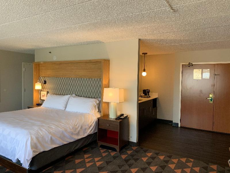 Holiday Inn Chicago-Crystal Lake photo 17