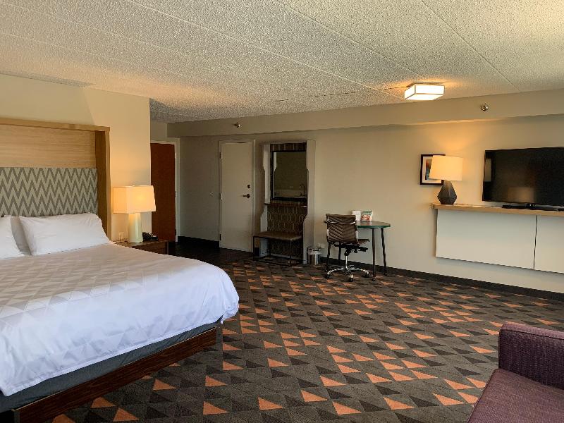 Holiday Inn Chicago-Crystal Lake photo 20