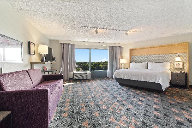 Holiday Inn Chicago-Crystal Lake photo 21