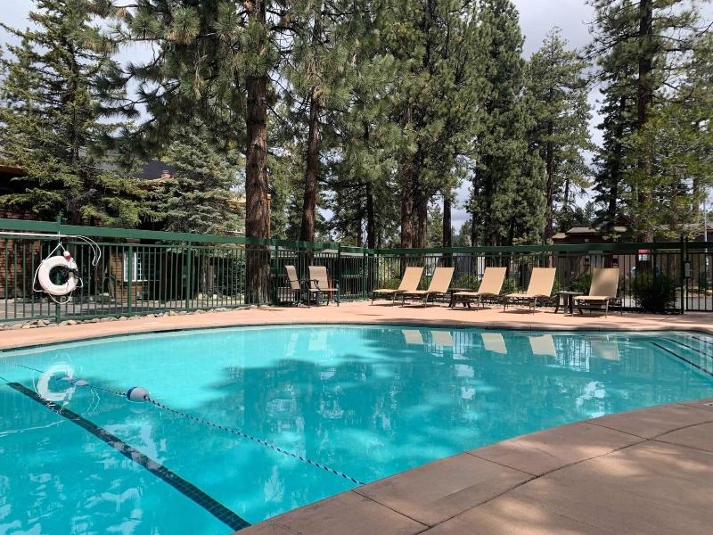 Holiday Inn Express South Lake Tahoe image