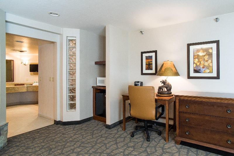 Holiday Inn Express South Lake Tahoe photo 10
