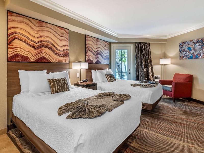 Best Western Plus Wine Country Inn & Suites image