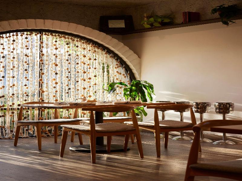 The Leta Santa Barbara Goleta, Tapestry Collection image
