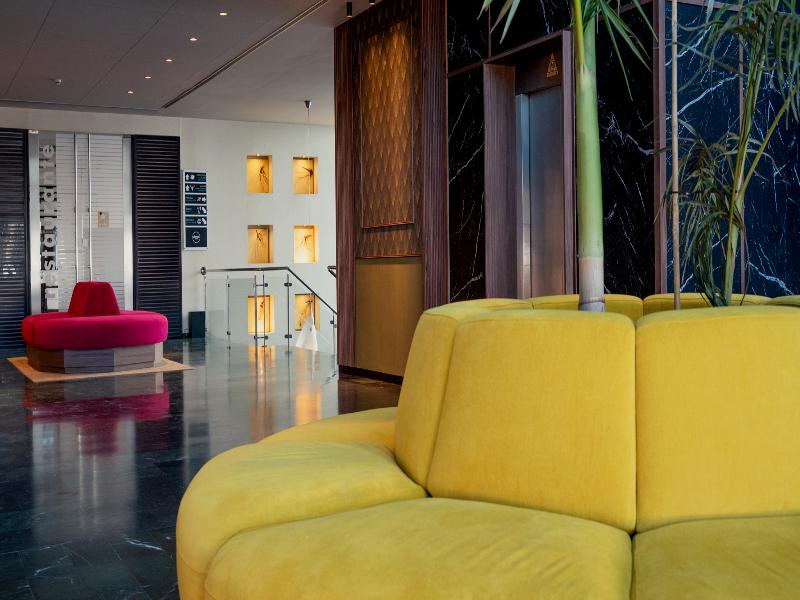 Hotel Vertice Sevilla Aljarafe image