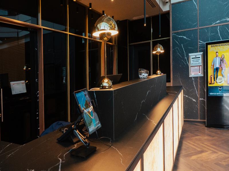 Hotel Vertice Sevilla Aljarafe image
