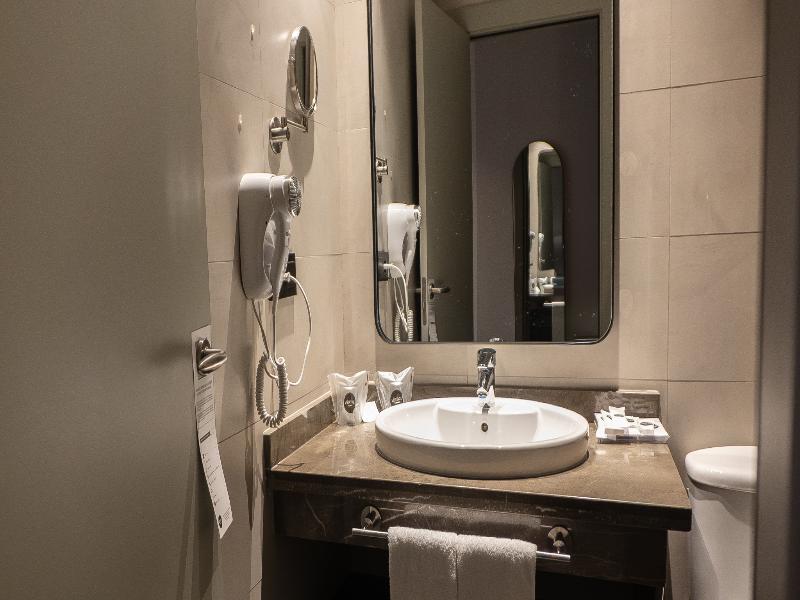Hotel Vertice Sevilla Aljarafe image