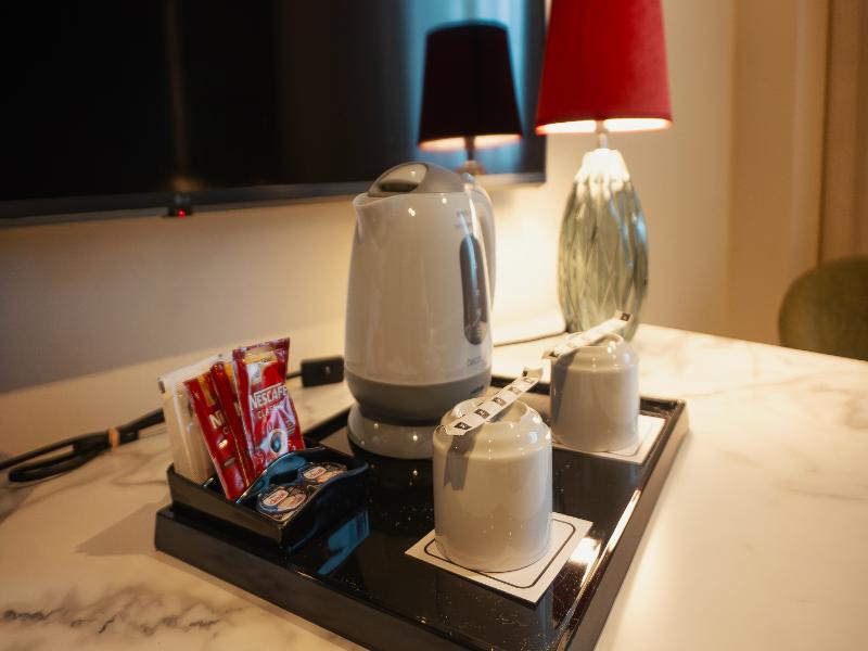 Hotel Vertice Sevilla Aljarafe image