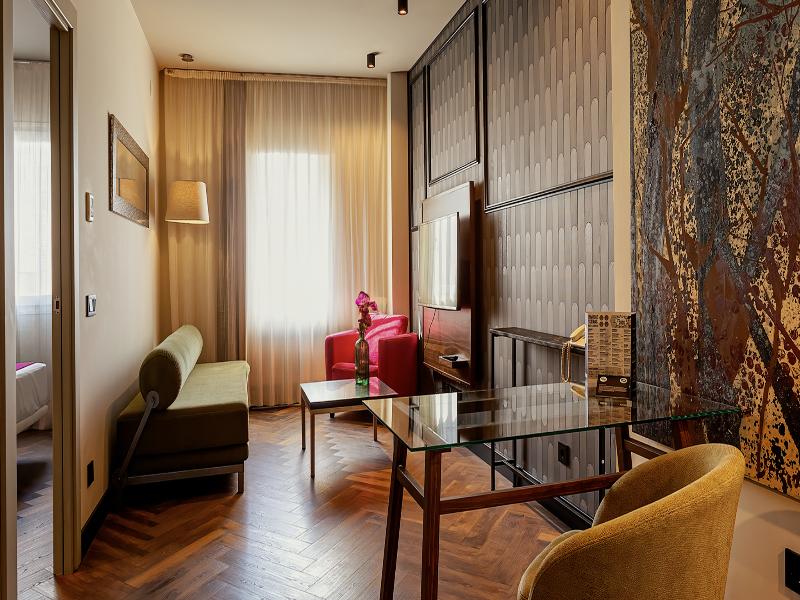 Hotel Vertice Sevilla Aljarafe image