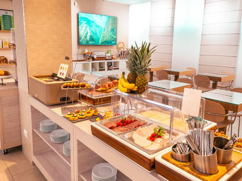 Eco Hotel Milano & Bioriso Restaurant image