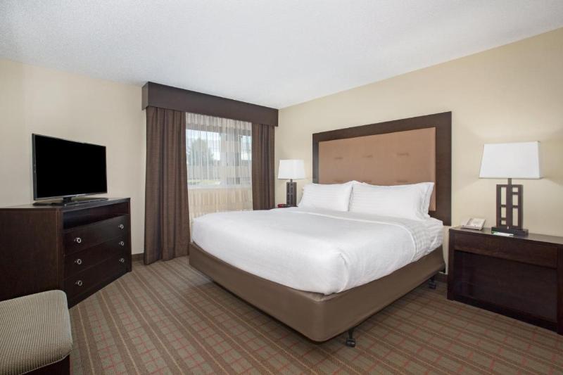 Holiday Inn Riverton photo 21