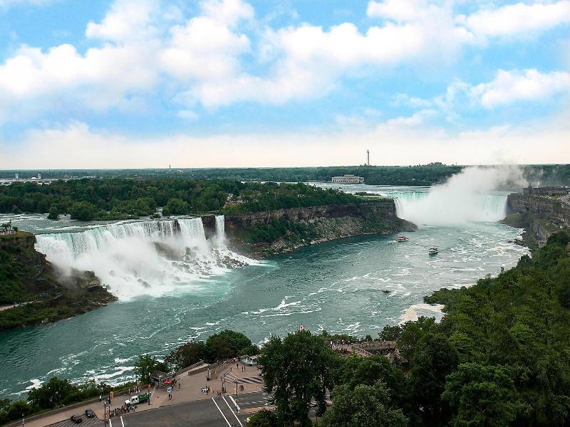 Sheraton Fallsview image