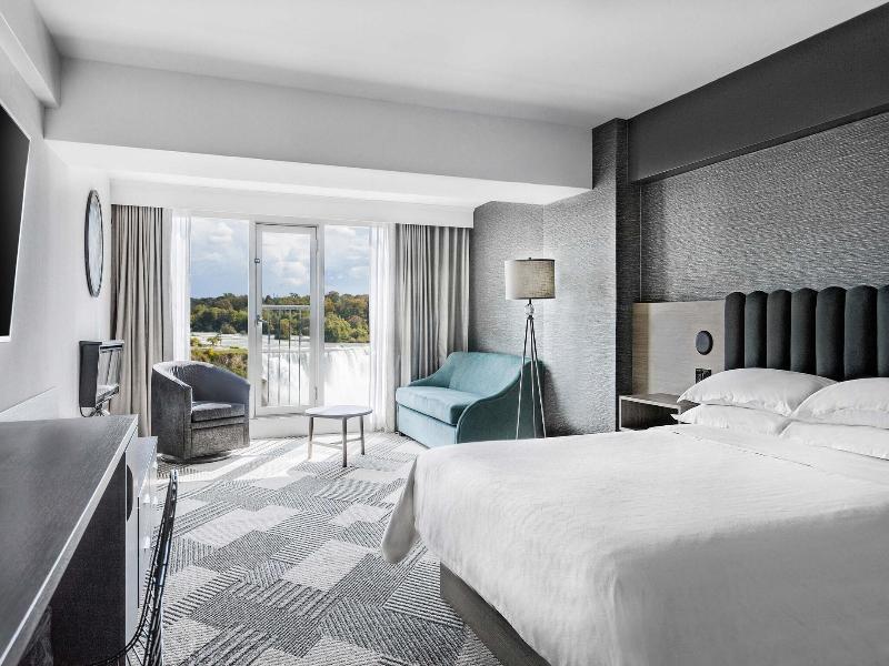 Sheraton Fallsview image