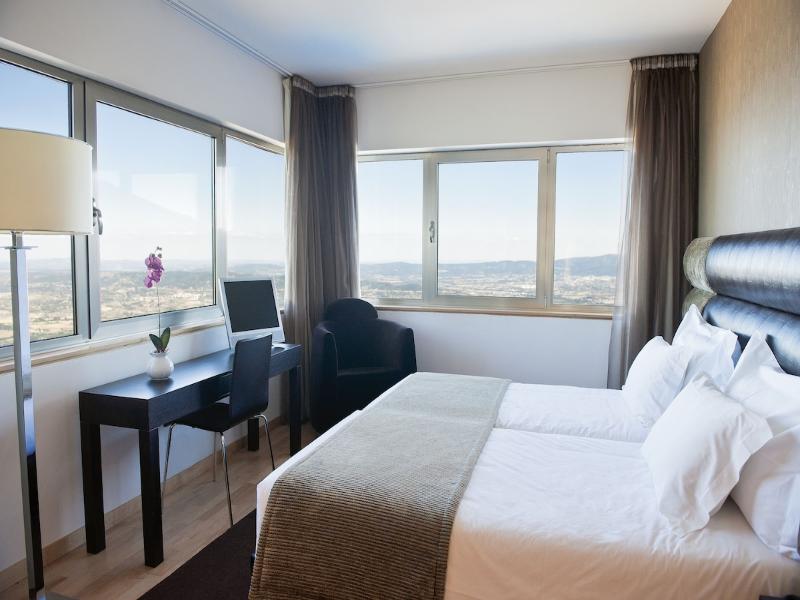 Hotel Carqueijais - Serra da Estrela image