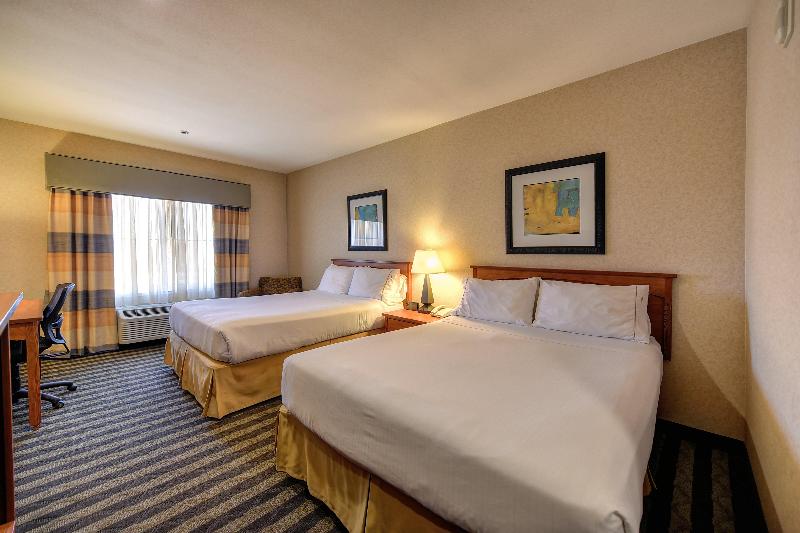 Holiday Inn Express Manteca  image