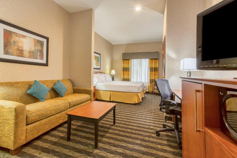 Holiday Inn Express Manteca  image