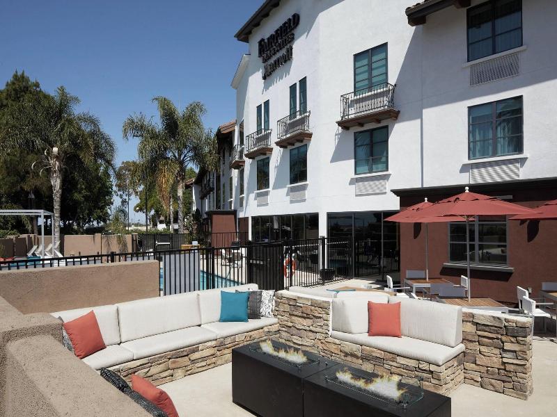 Fairfield Inn & Suites Camarillo image