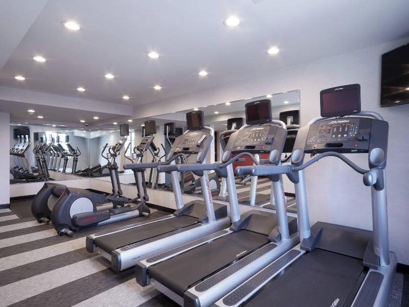 Fairfield Inn & Suites Camarillo image