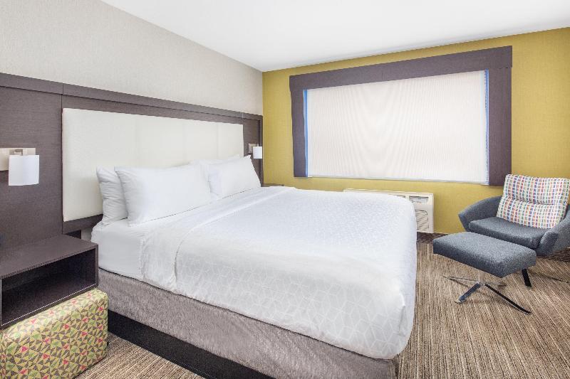 Holiday Inn Express & Suites Bishop By IHG photo 23