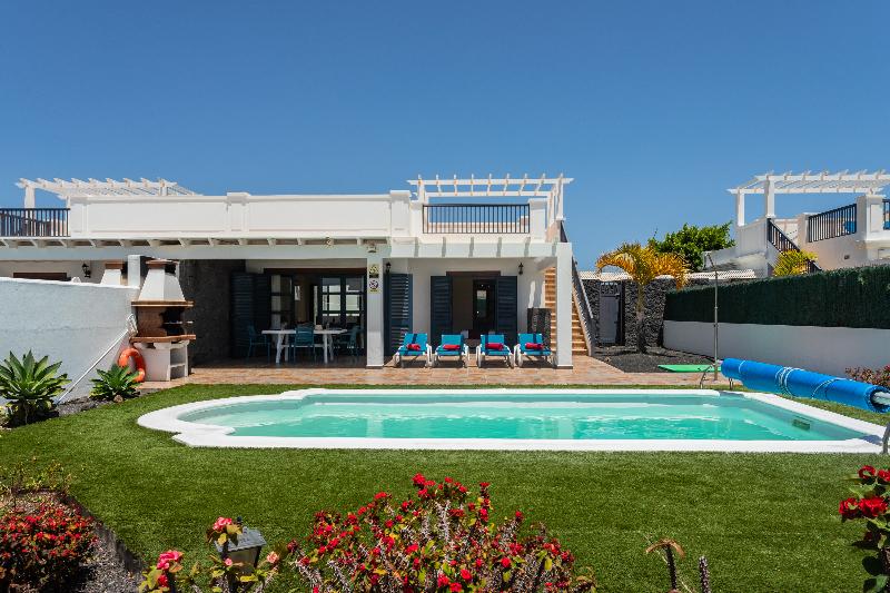 Villas Susaeta image