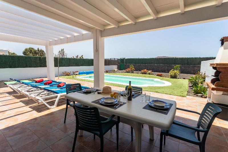 Villas Susaeta image