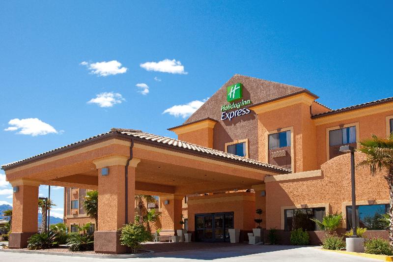 HOLIDAY INN EXPRESS AND SUITES