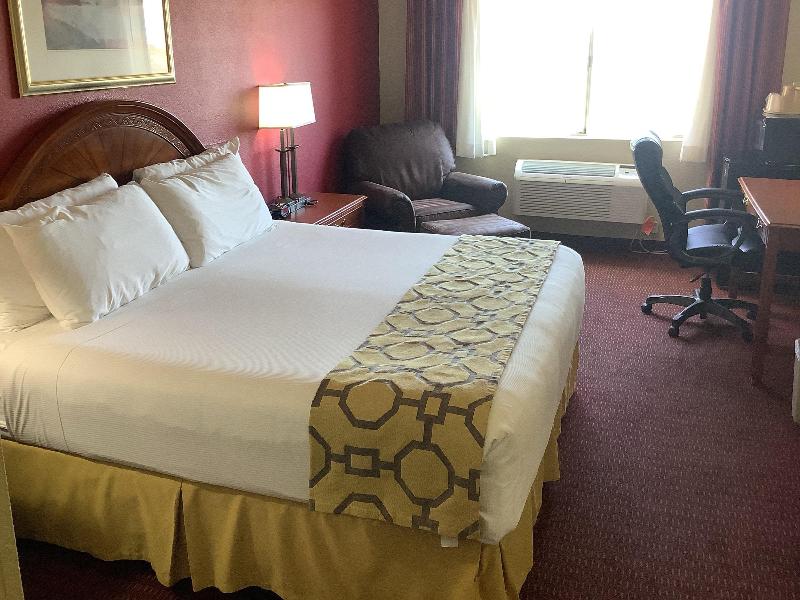 Baymont Inn & Suites by Wyndham Holbrook image