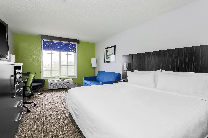 Holiday Inn Express Lancaster image