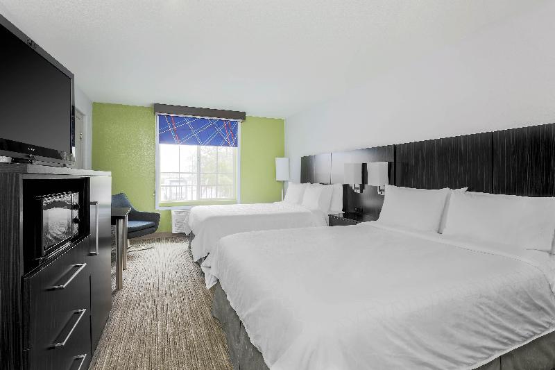 Holiday Inn Express Lancaster image