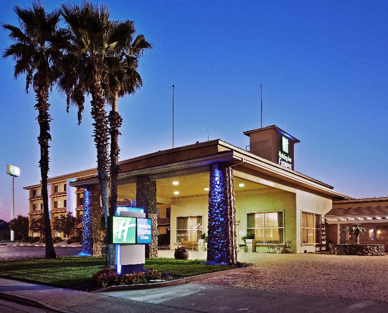 Holiday Inn Express & Suites Corning by IHG image