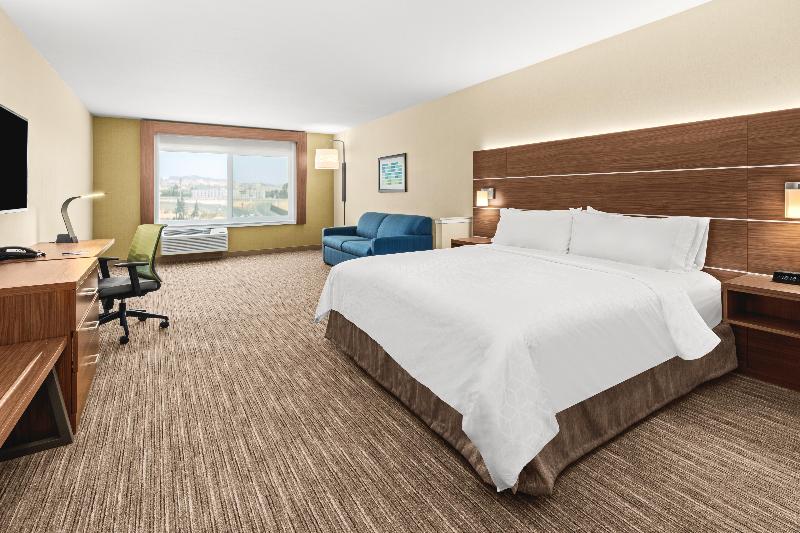Holiday Inn Express & Suites Corning by IHG image