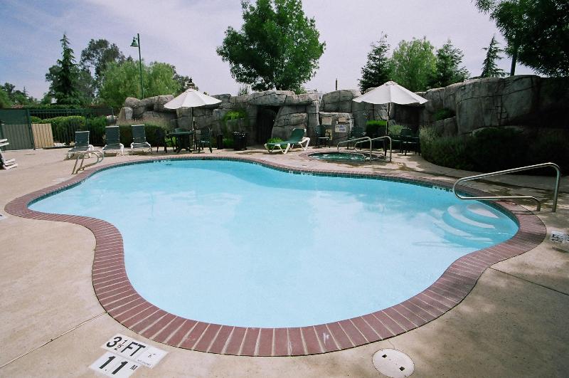 Holiday Inn Selma-Swancourt image