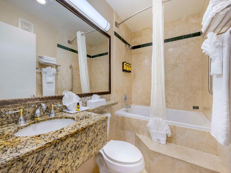 BEST WESTERN PLUS Marina Shores Hotel image