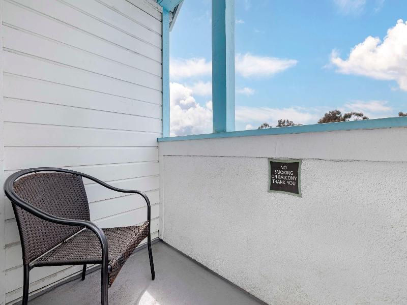 BEST WESTERN PLUS Marina Shores Hotel image