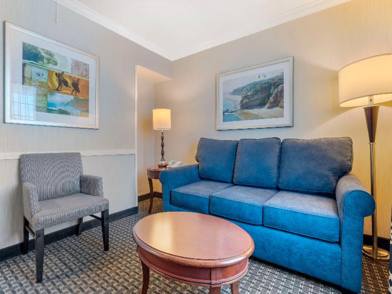 BEST WESTERN PLUS Marina Shores Hotel image