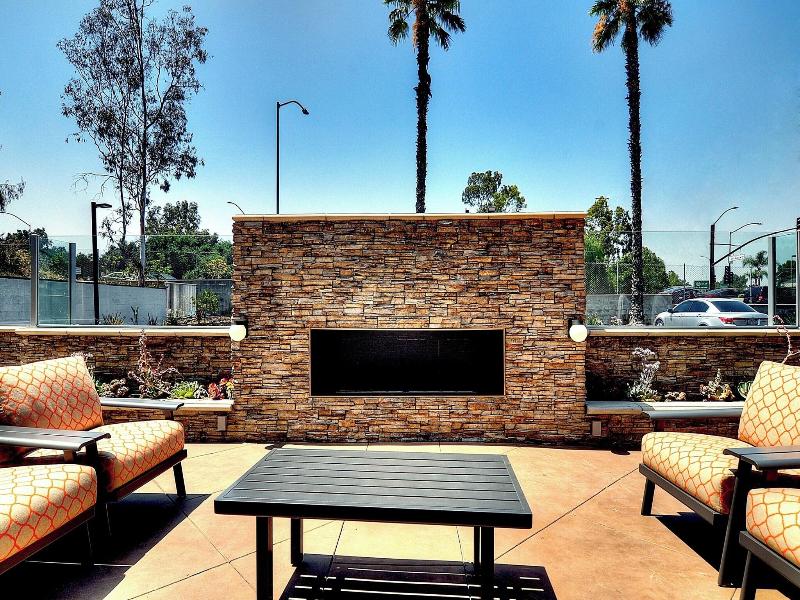 Fairfield Inn & Suites Los Angeles Rosemead image