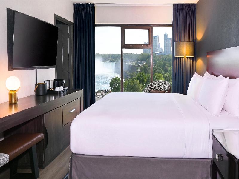 The Brock Niagara Falls Fallsview, Tapestry image